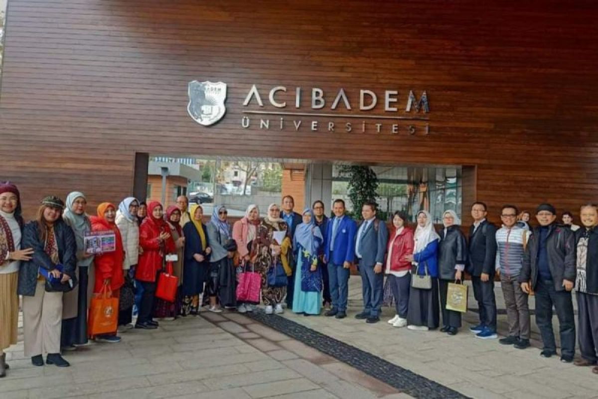 UMP-AIPNI gali peluang kerja sama internasional dengan Acibadem University Istanbul