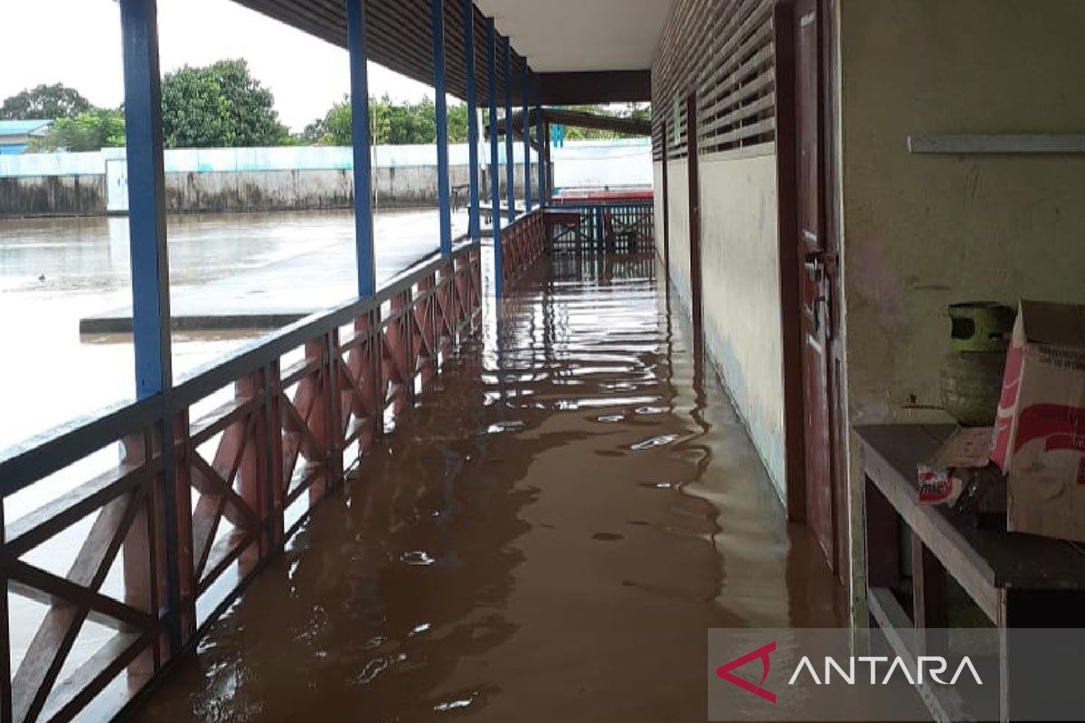 20 sekolah diliburkan akibat banjir di Kapuas Hulu Kalbar