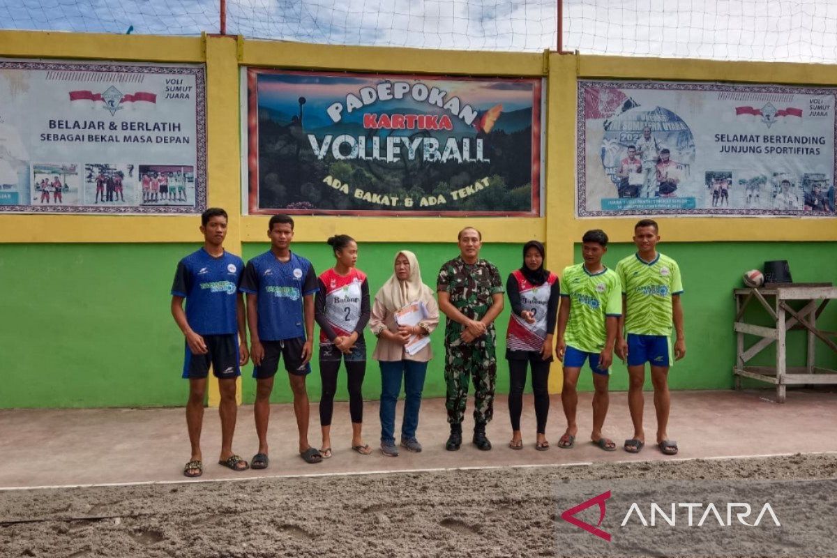 Tim voli pantai PON Sumut latih tanding ke Jawa Timur