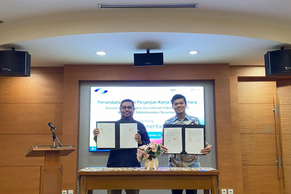 PGNCOM dan APJII tanda tangani kerja sama Sumatera Internet Exchange