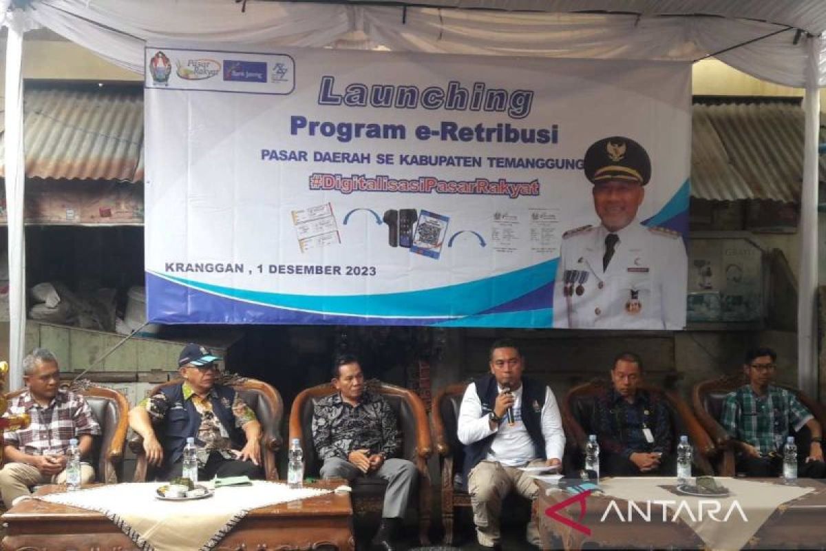 Pemkab  Temanggung luncurkan program e-retribusi pasar