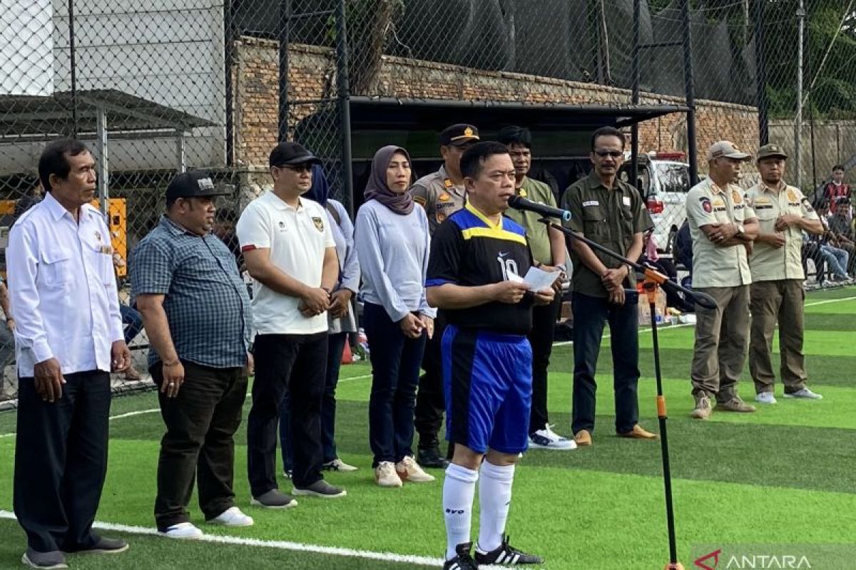 Gubernur Jambi Al Haris buka Turnamen Mini Soccer ANTARA