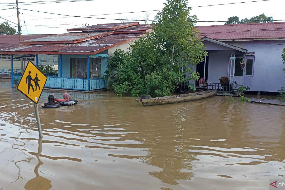 Banjir di Kapuas Hulu meluas warga diminta siaga dan waspada