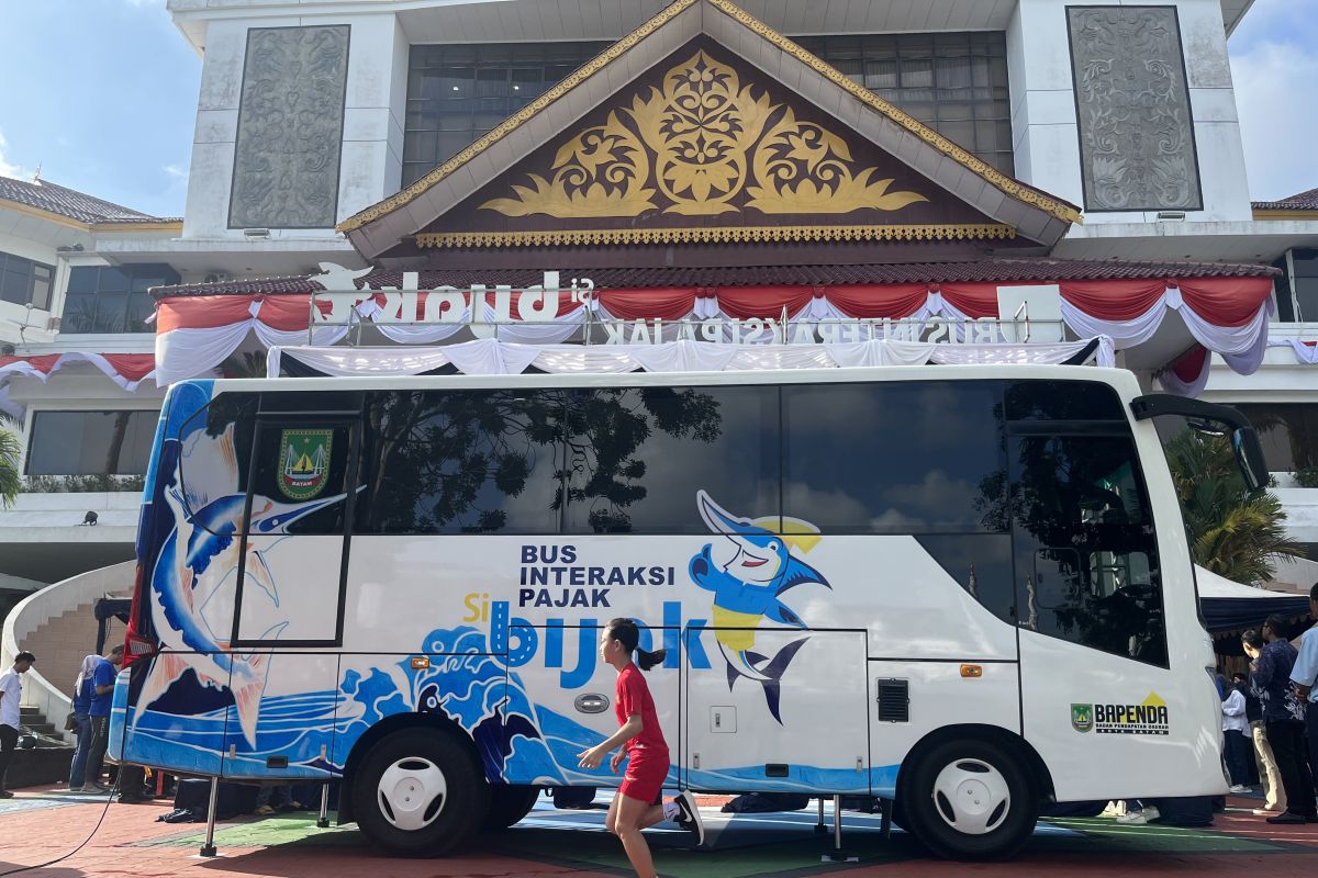 Realisasi pajak dari Bus Interaksi Pajak di Batam mencapai Rp200 juta