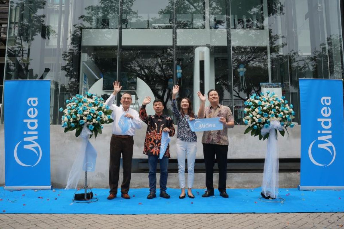 Midea Indonesia hadirkan "showroom" terbaru di kawasan PIK