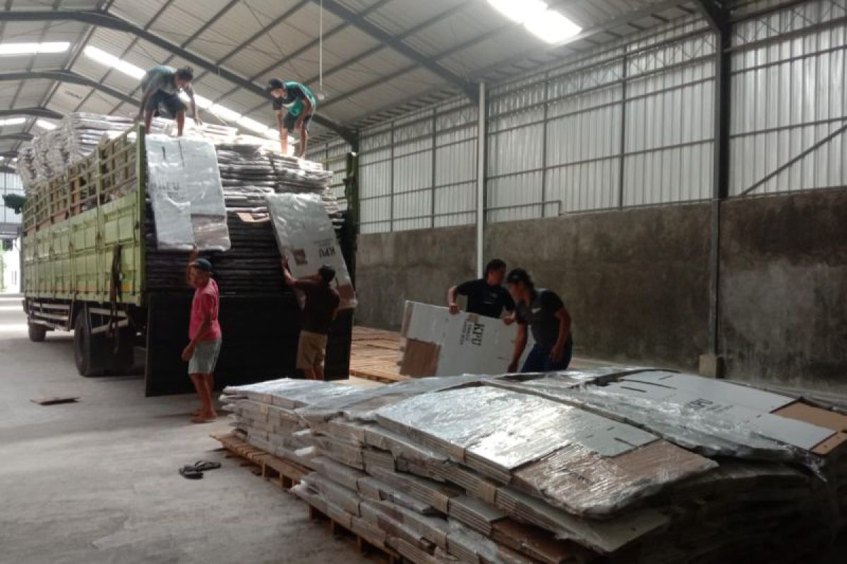 KPU Kabupaten  Banyumas terima kotak suara Pemilu 2024