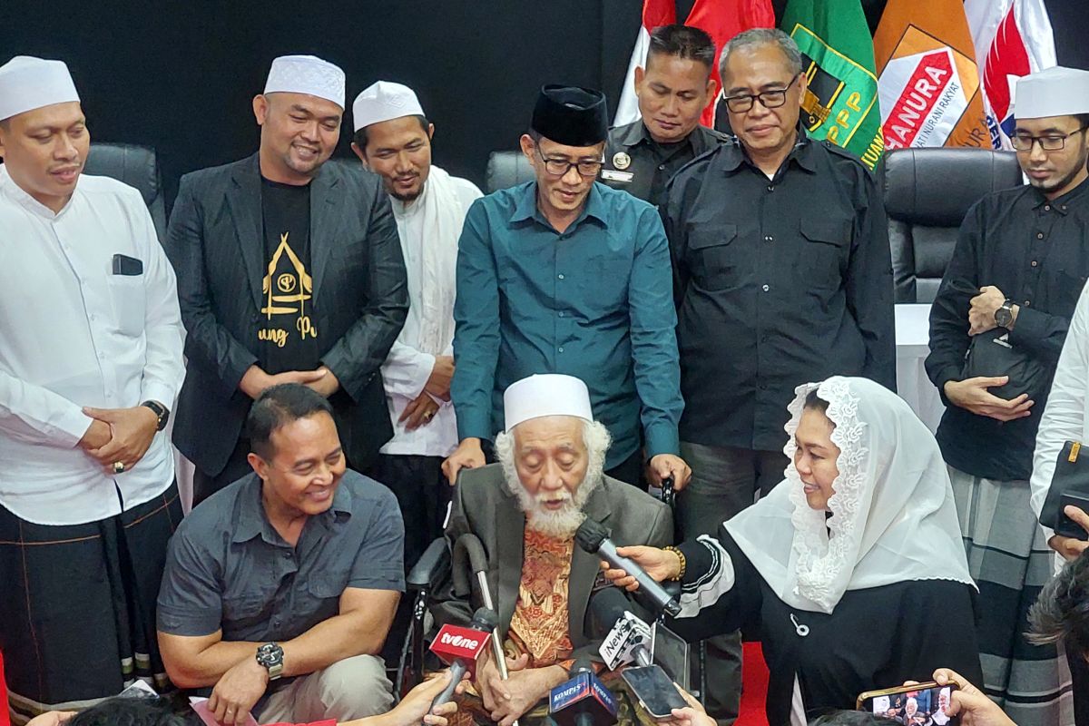 Kiai Abuya Muhtadi tegaskan dukung Ganjar-Mahfud pada Pilpres 2024