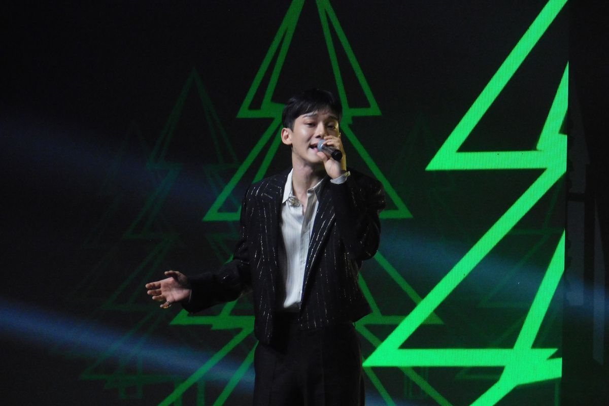 Penyanyi Chen EXO tampil total untuk penggemar di Indonesia