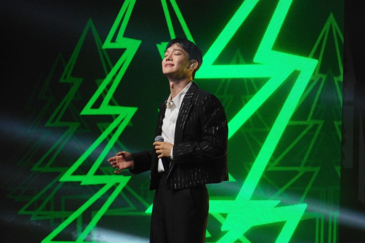 Chen EXO tampil maksimal di hadapan penggemar Indonesia