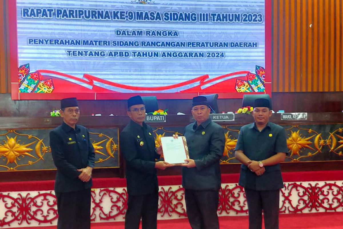 DPRD dan Pemkab Murung Raya teken nota kesepakatan KUA PPAS APBD 2024