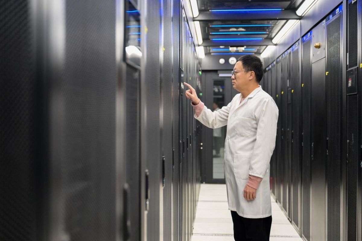Industri manufaktur informasi elektronik China alami pemulihan