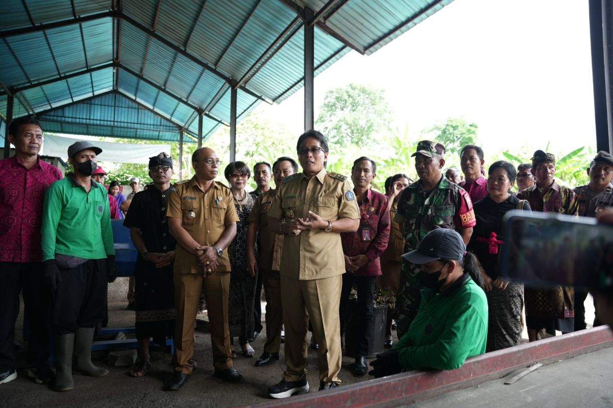 Pemkab Badung-Bali tangani persoalan sampah dari hulu bangun TPST3R