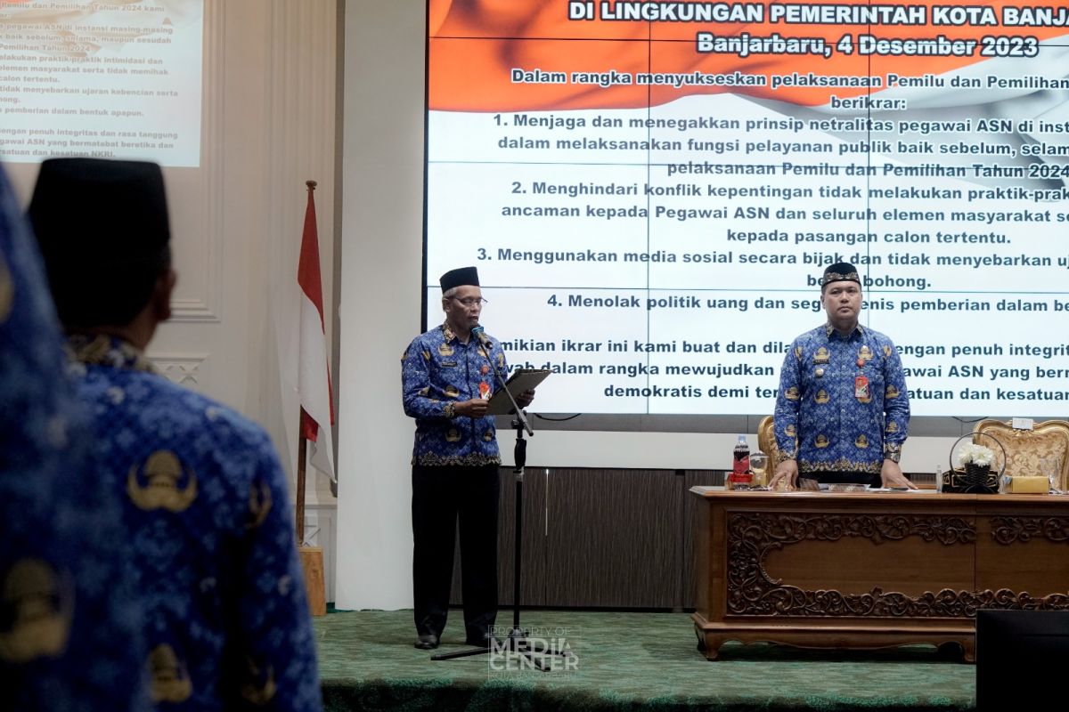 ASN Pemkot Banjarbaru berikrar netral pada Pemilu 2024