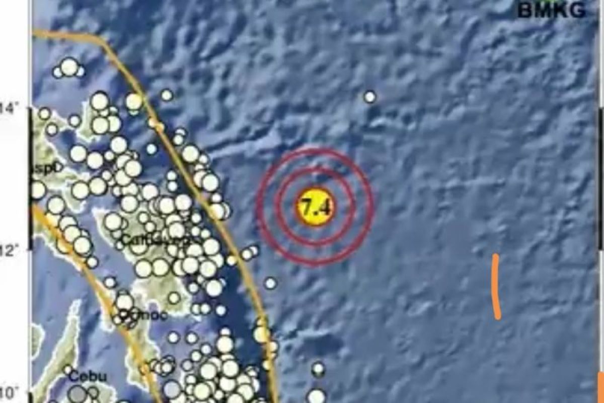Gempa berkekuatan magnitudo 7,4 landa Melonguane Sulut