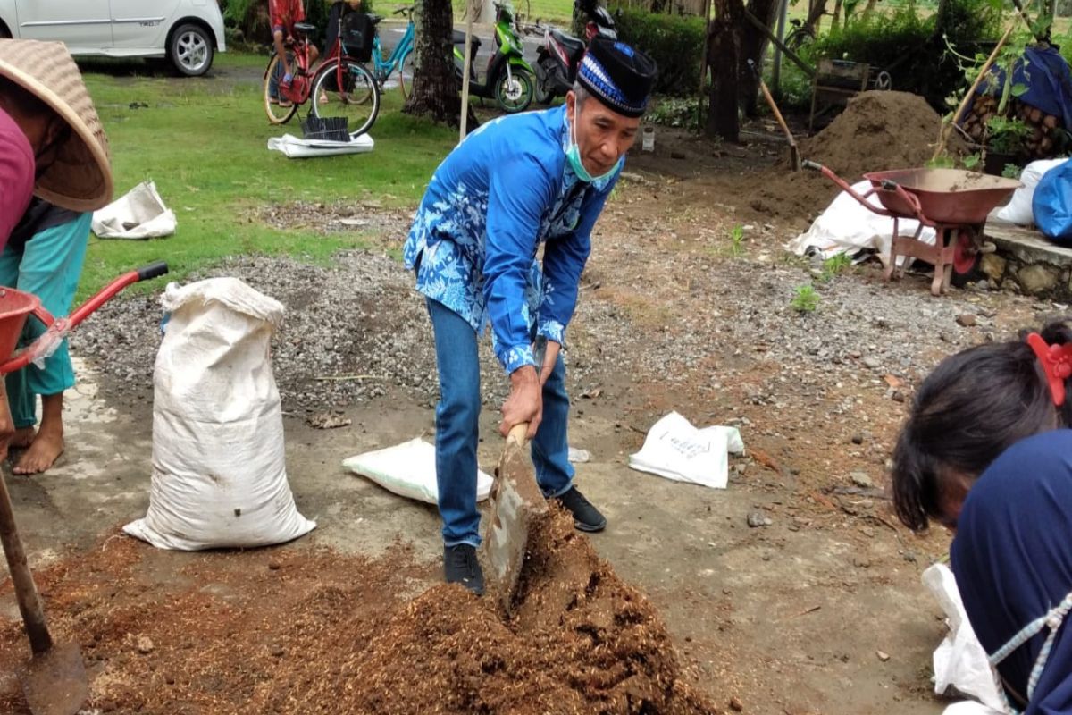 Dinas Pertanian di Kulon Progo diharapkan memberi solusi petani atasi kesulitan pupuk