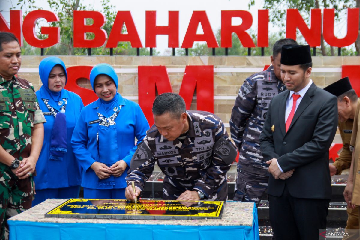 Kampung bahari nusantara Pasmar 2 di Sidoarjo
