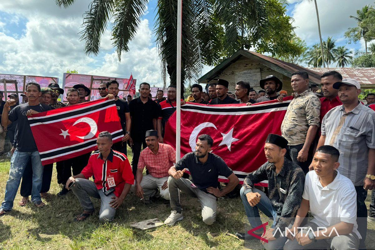 Milad GAM, bendera bintang bulan dikibarkan di Aceh Timur