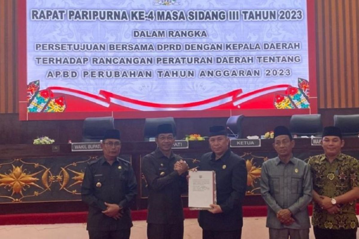 DPRD Murung Raya dan Pemkab Paripurna persetujuan bersama Raperda tentang APBD perubahan 2023