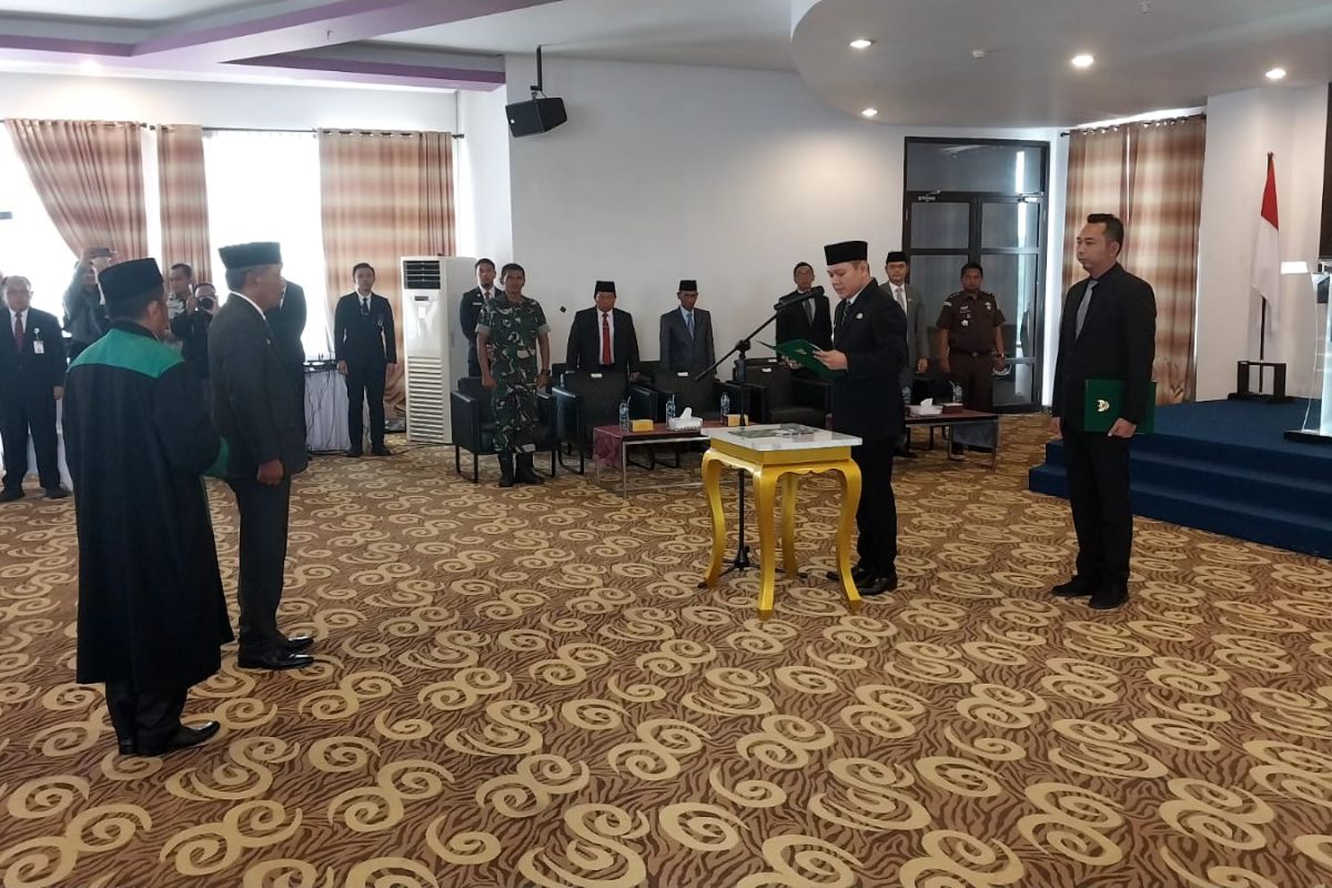 Bupati Paser lantik kembali Katsul Wijaya sebagai Sekretaris Daerah