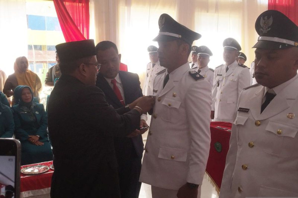 Wali Kota evaluasi kepala desa tidak netral dan berpolitik praktis di Padangsidimpuan