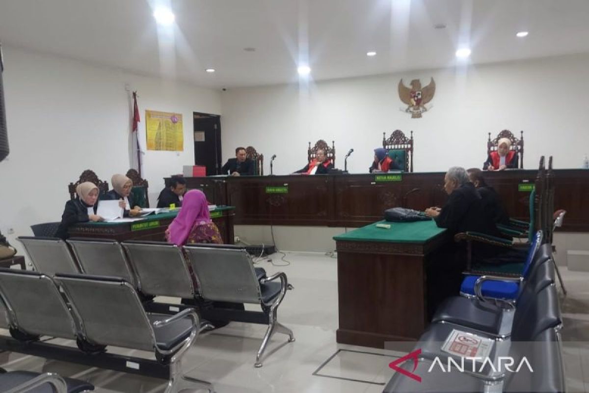 Mantan Kepala Puskesmas Bengkulu dituntut empat tahun terkait korupsi