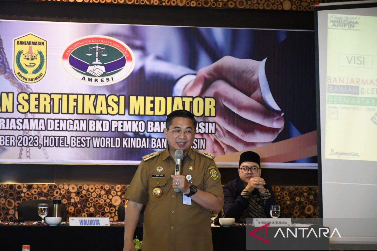 Wali Kota Banjarmasin perkuat keahlian mediator di rumah mediasi