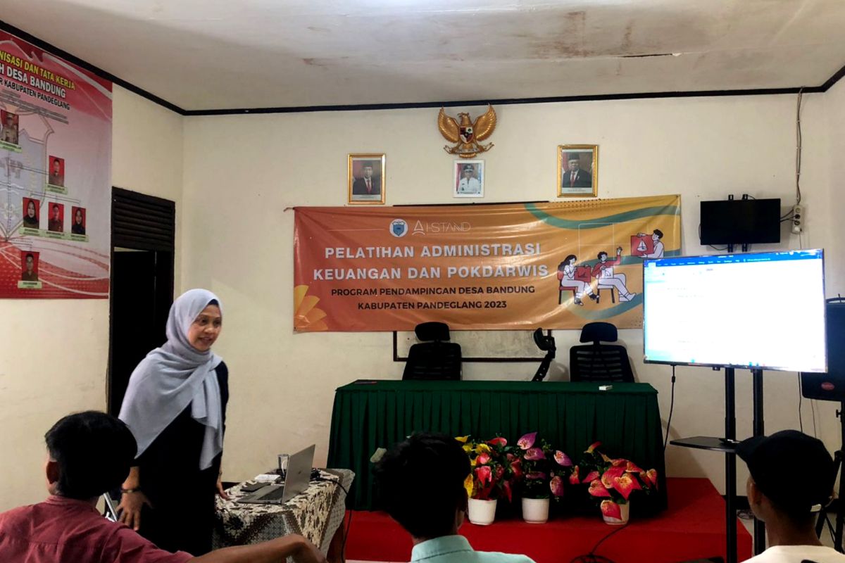 Pemkab Pandeglang dan I-Stand puji pengembangan desa wisata Bandung
