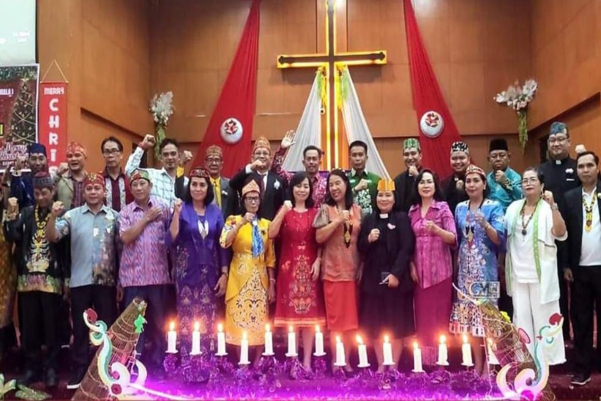 Penjabat Bupati Murung Raya hadiri perayaan Natal bersama warga Dusmala