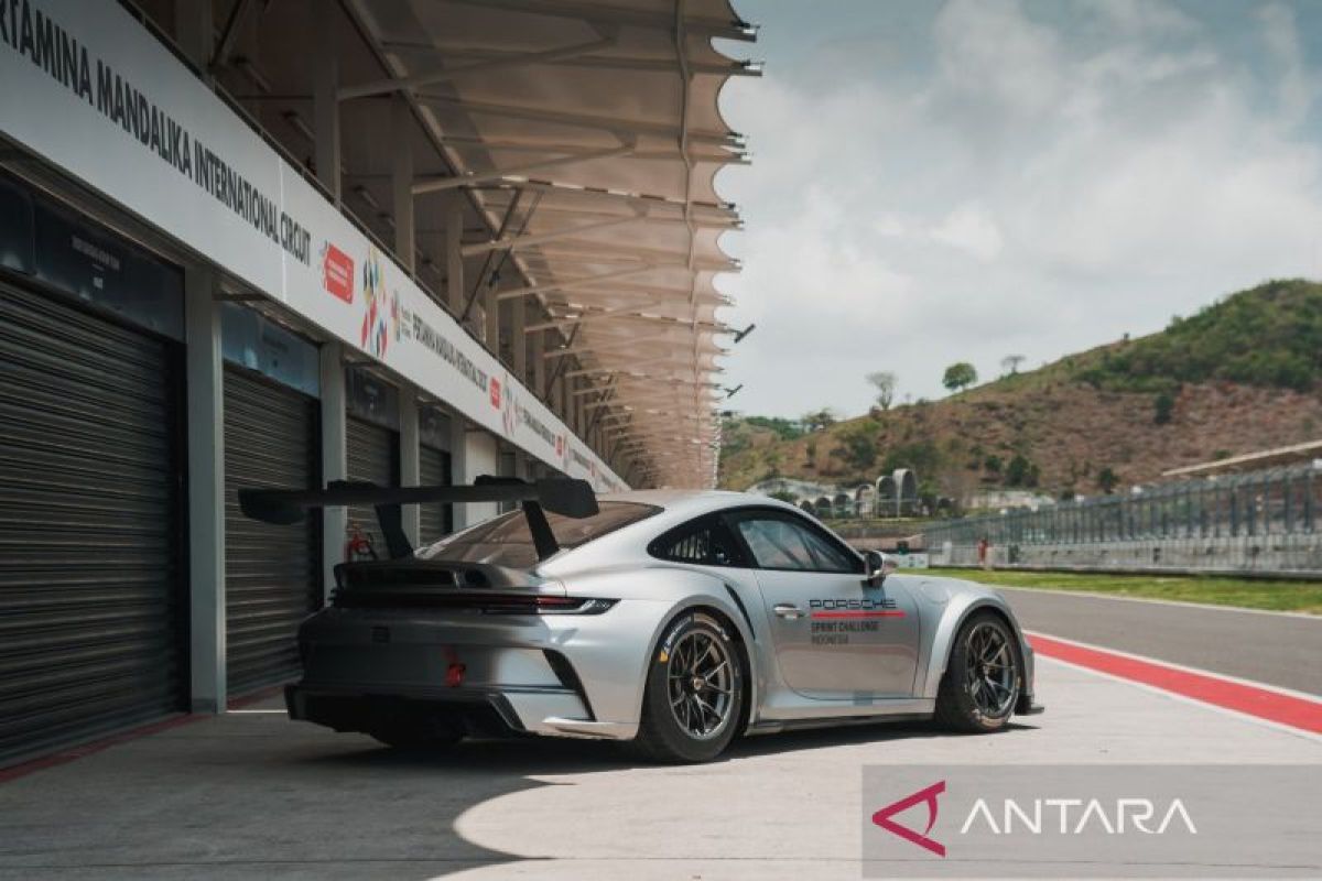 Sirkuit Mandalika tuan rumah Porsche Sprint Challenge Indonesia