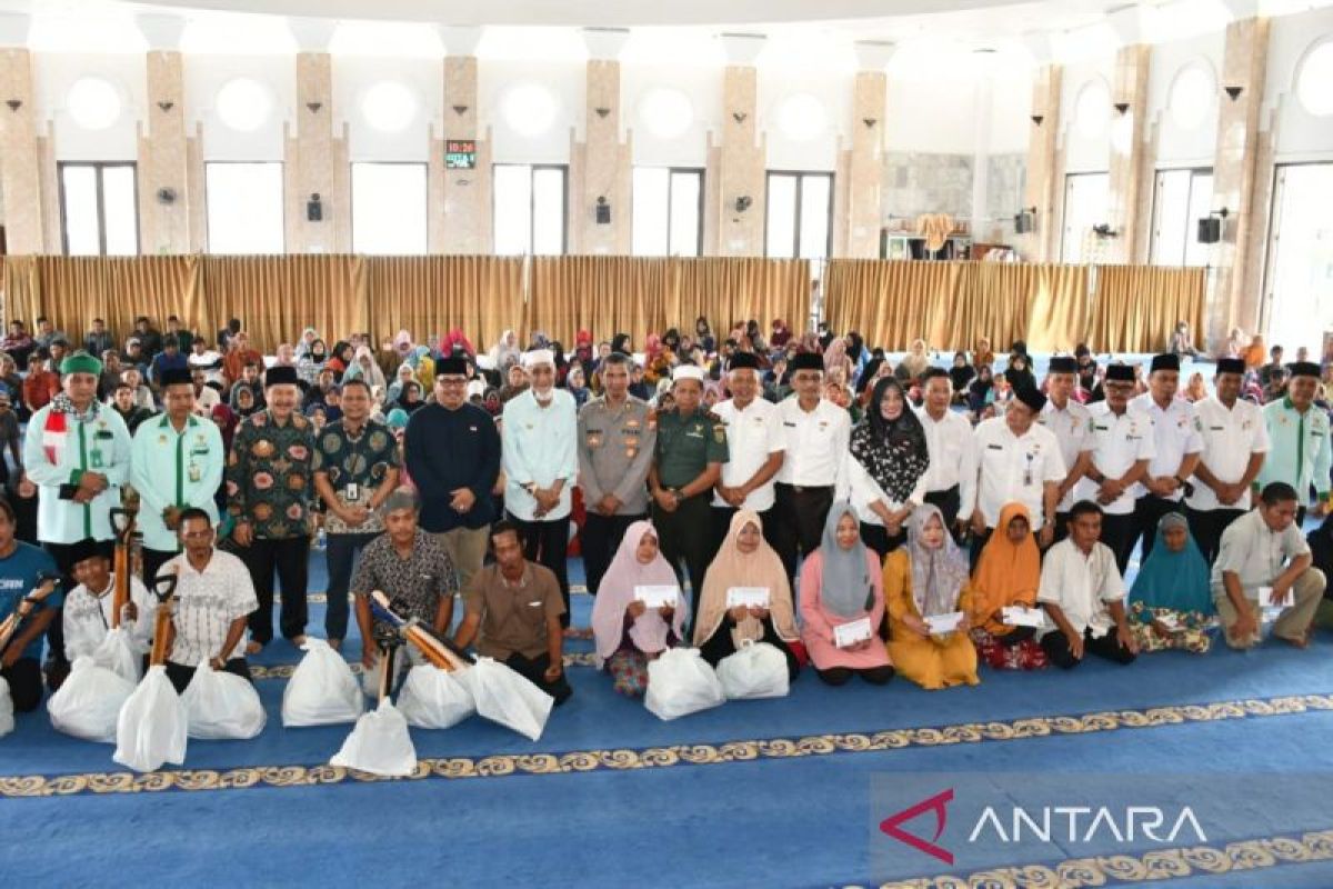 Pemkot Bengkulu salurkan zakat untuk 553 mustahik