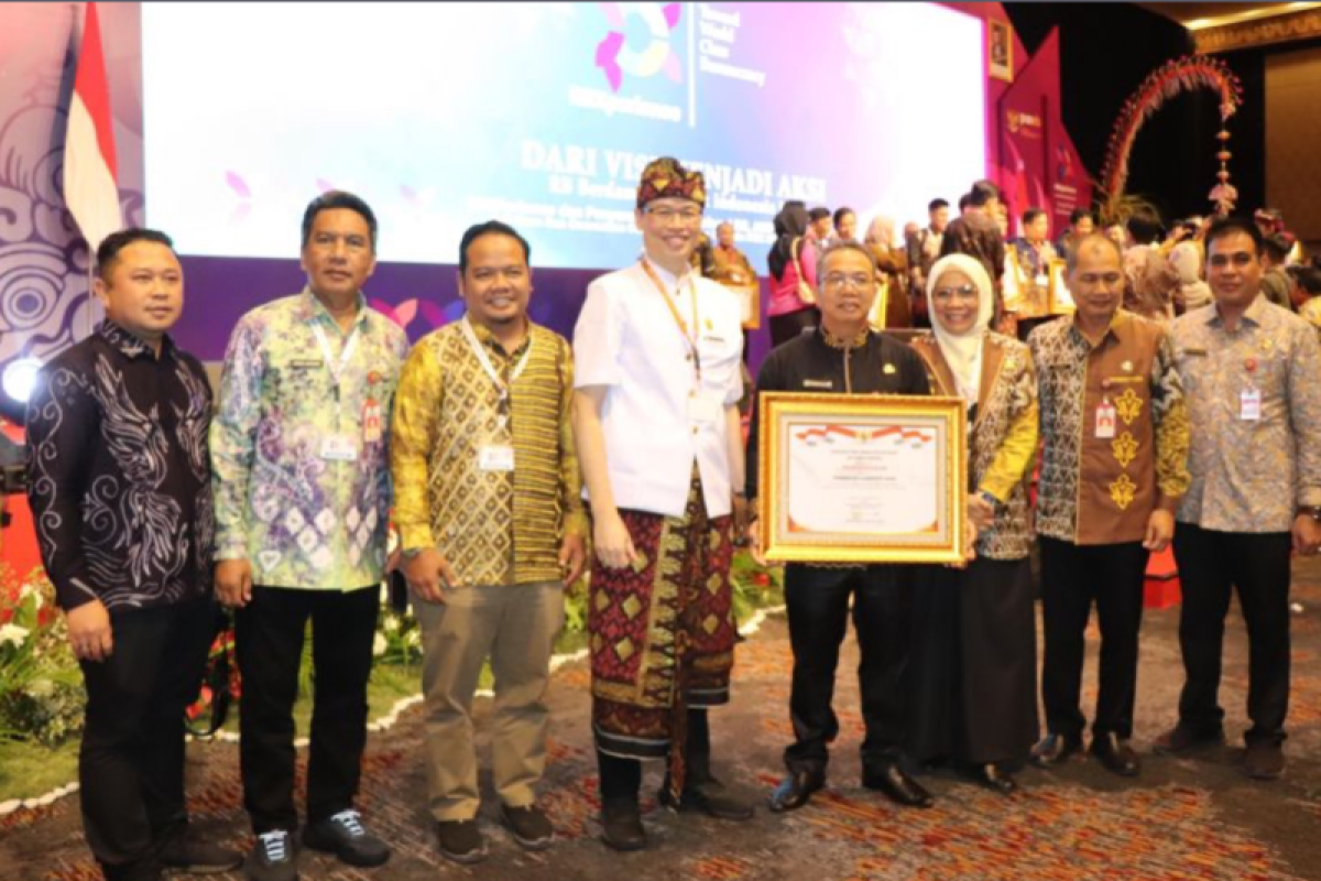 Tapin wins the Best Thematic RB in Indonesia