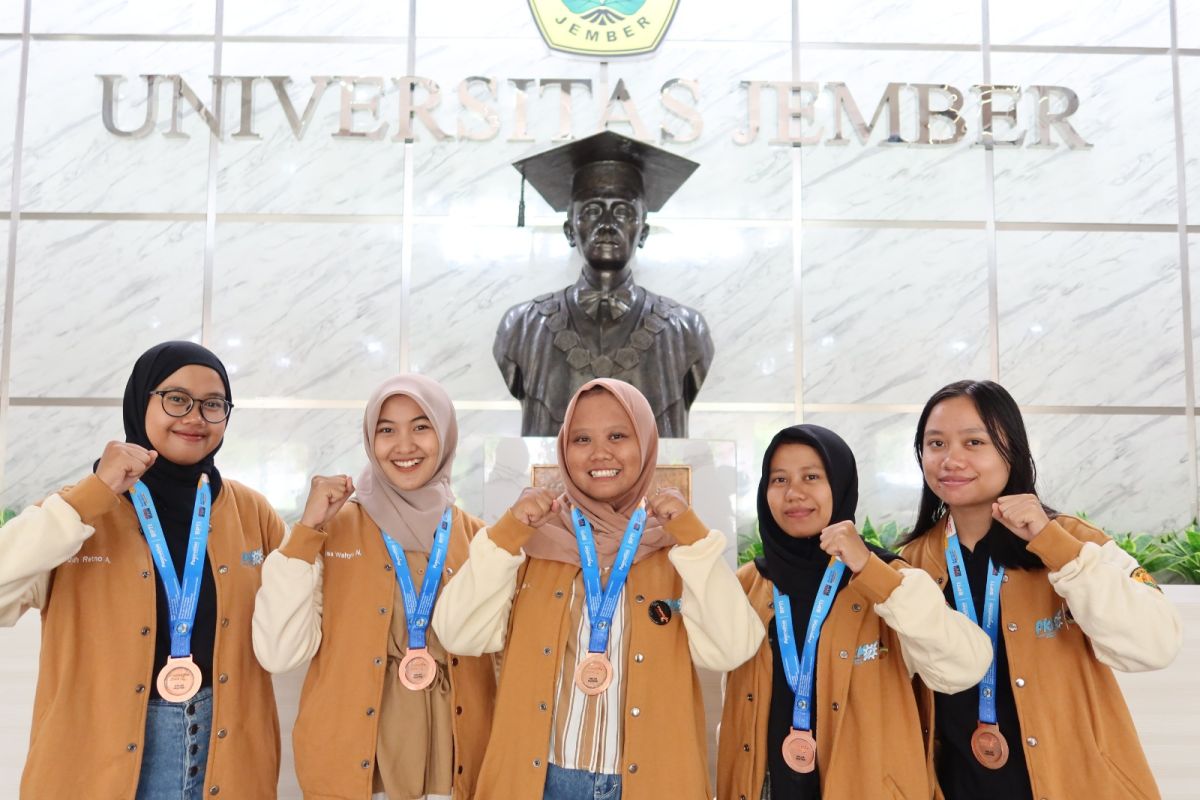 Mahasiswa Unej sabet medali perunggu di PIMNAS 2023