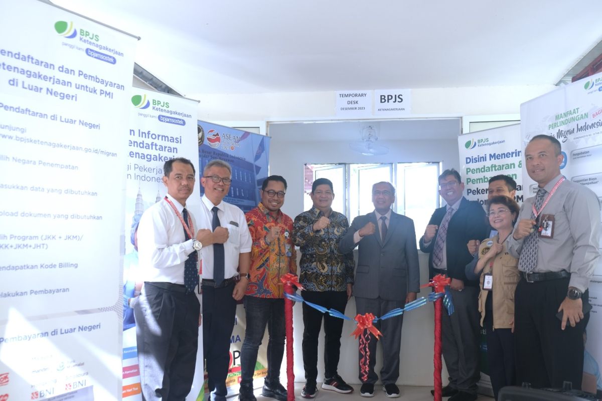 Indonesian ambassador inaugurates BPJS Employment counter in Brunei