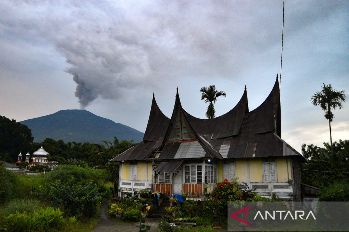 PVMBG Kementerian ESDM sebut status Gunung Merapi di level Waspada
