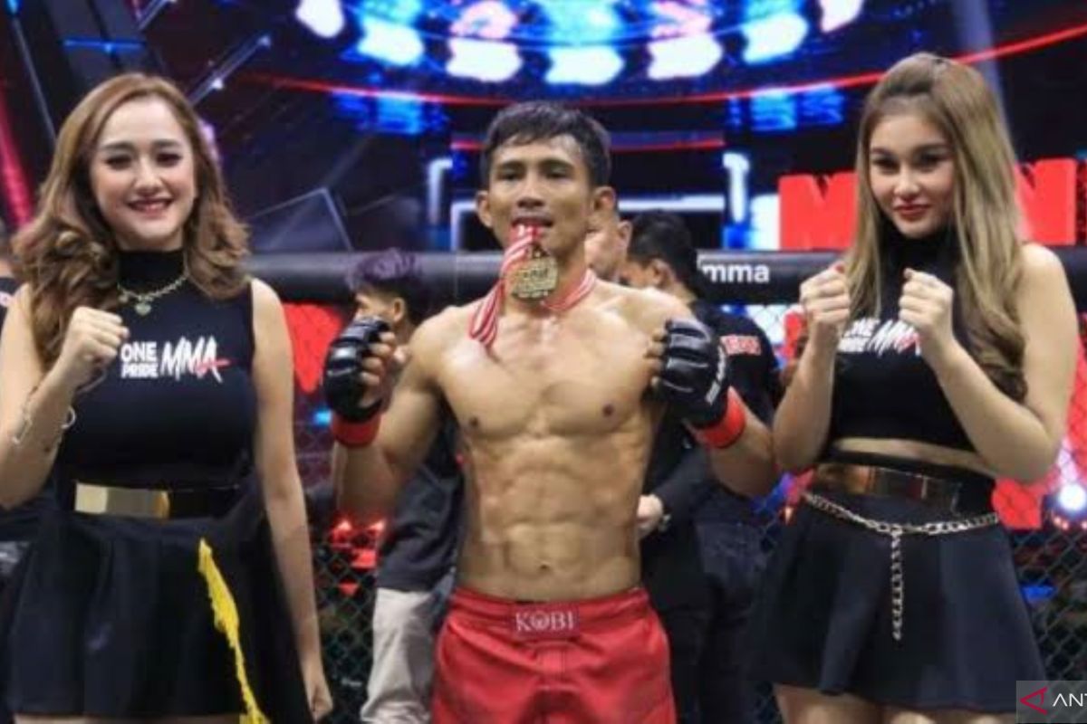 Ketangguhan Ade diuji pada ajang One Pride MMA 75