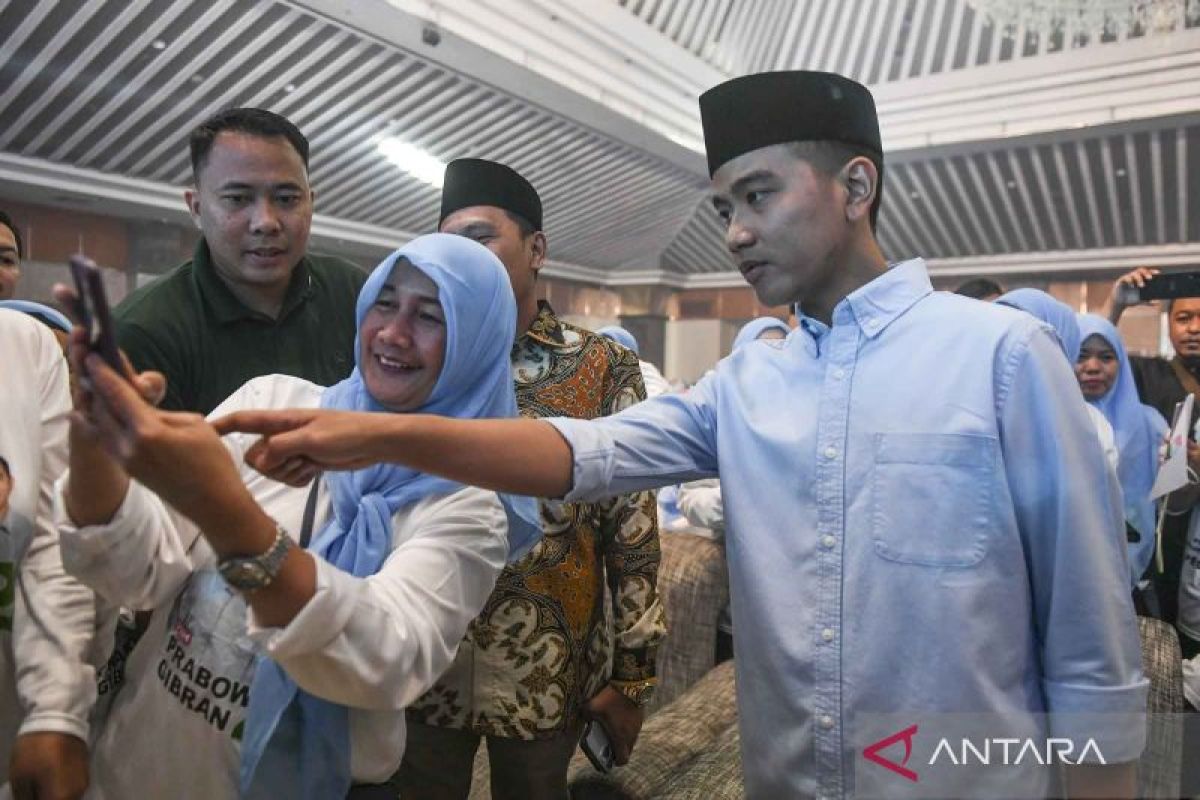 Info kampanye, Gibran hadiri pembukaan rakernas hingga lomba mewarnai