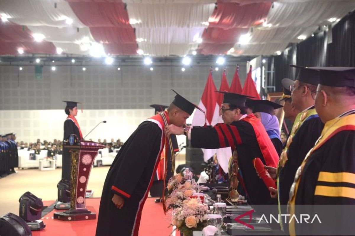 Wisuda Taruna Poltekip/Poltekim, Yasonna : Bekali diri dengan softskill, jadilah taruna yang unggul dan kompetitif