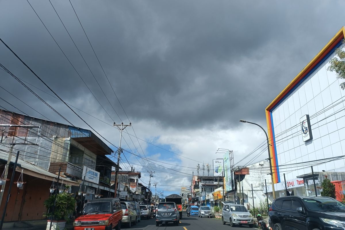 BMKG sebut beberapa kabupaten.dan kota di Sulut telah memasuki musim hujan