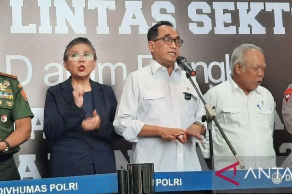 Polri antisipasi lonjakan pergerakan masyarakat saat Natal tahun baru