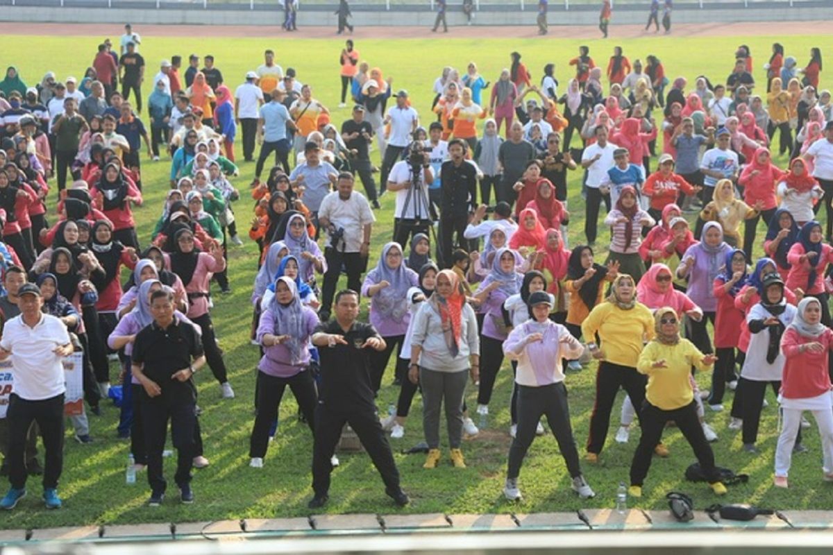 Ribuan kader kesehatan Kota Tangerang lakukan Senam Sapa Sehat
