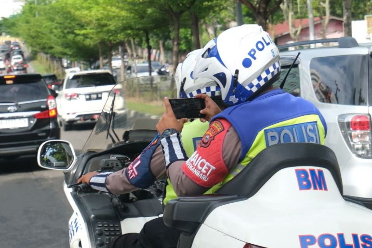 Polisi Pekanbaru optimalkan penggunaan ETLE dalam program Riau Tertib Berkeselamatan