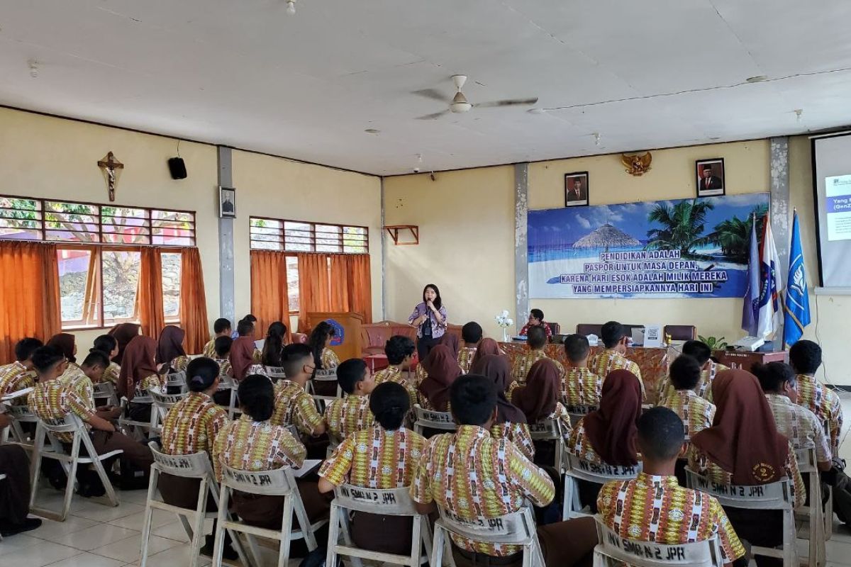 BEI gencar hadirkan galeri investasi di lingkungan sekolah Papua