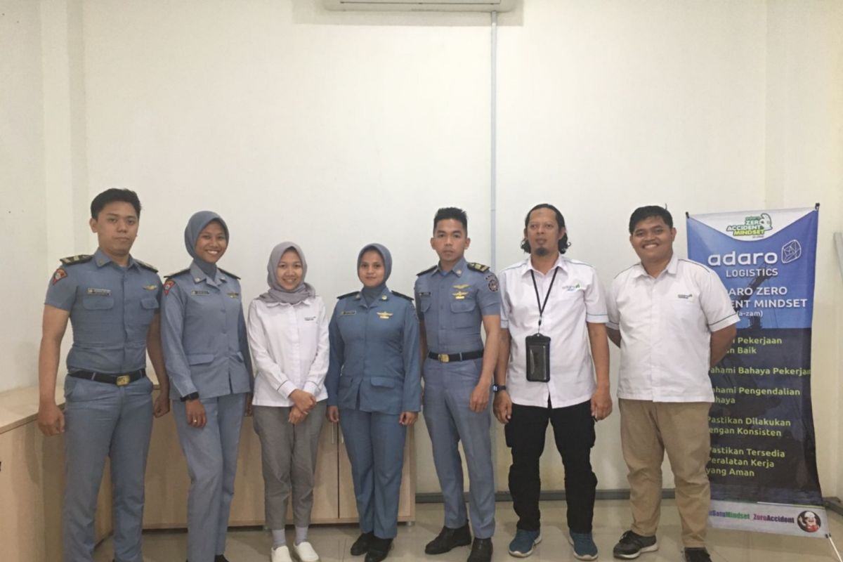 Beasiswa Adaro Logistics menginspirasi mahasiswa AMNUS Banjarmasin