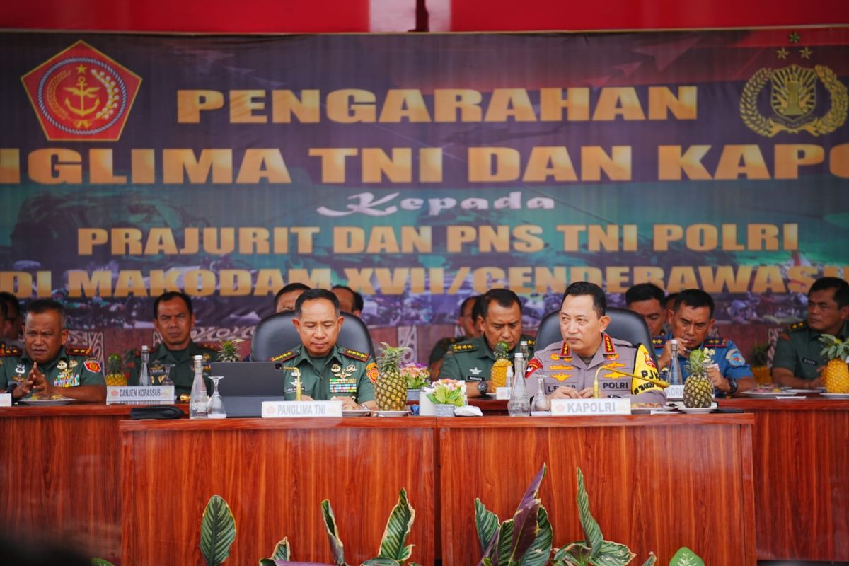 Kapolri-Panglima TNI komitmen kawal pemilu aman dan damai