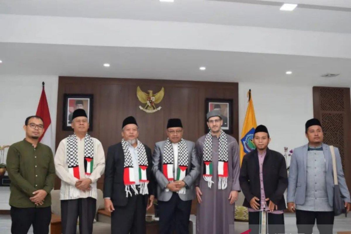 NTB menggalang bantuan Rp10 miliar untuk rakyat Palestina