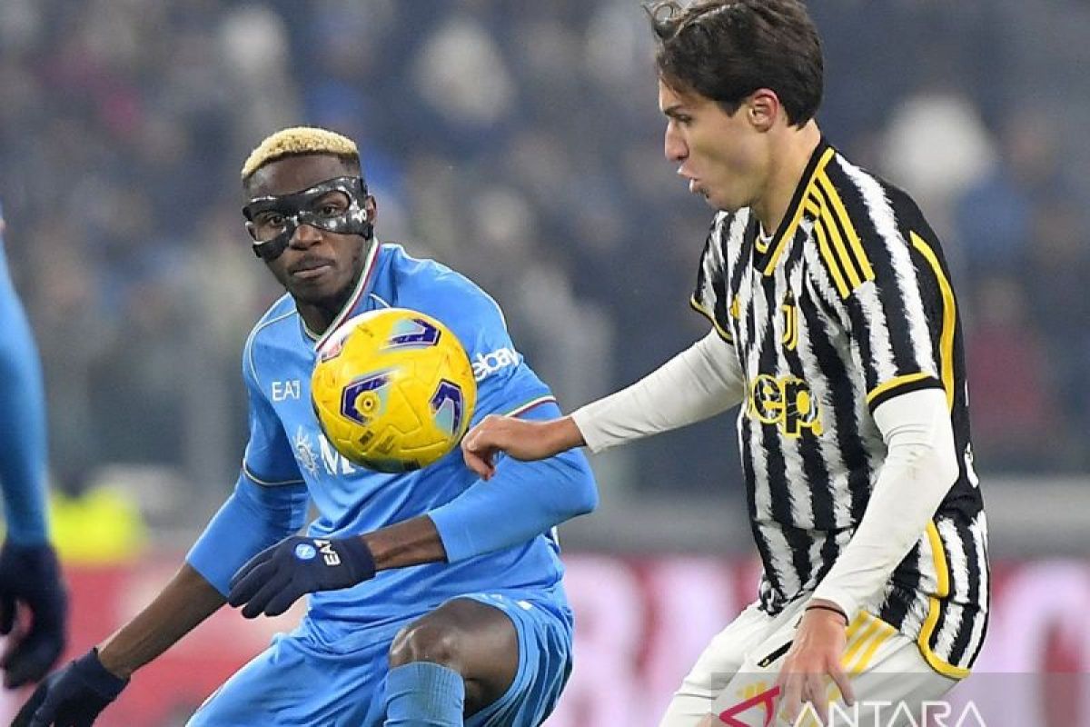 Juventus menyerah 1-2 di kandang Napoli