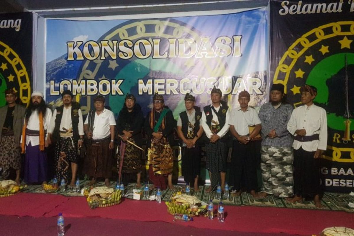 Laskar Sasak gelar konsolidasi Lombok Mercusuar menggaungkan silaturahmi