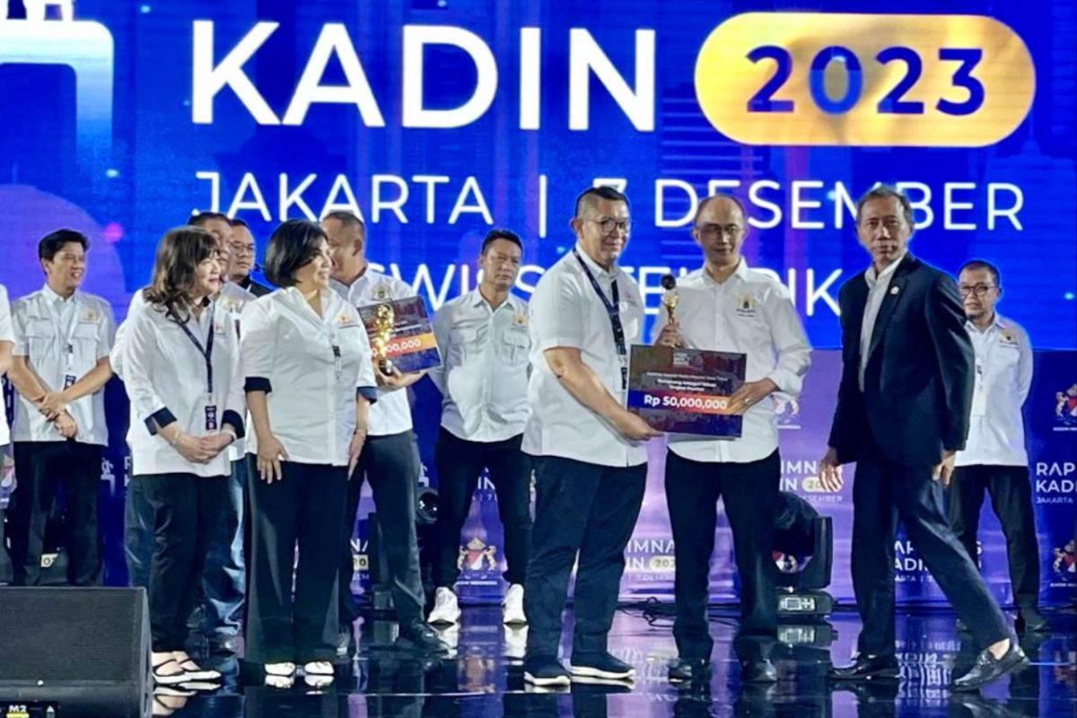 Kadin Jatim raih penghargaan Kadin Impact Award 2023
