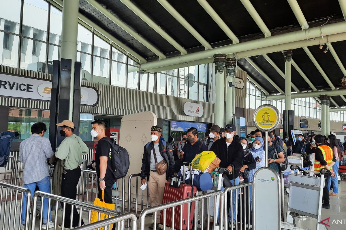 Bandara Soekarno-Hatta kembali terapkan standar kesehatan COVID-19