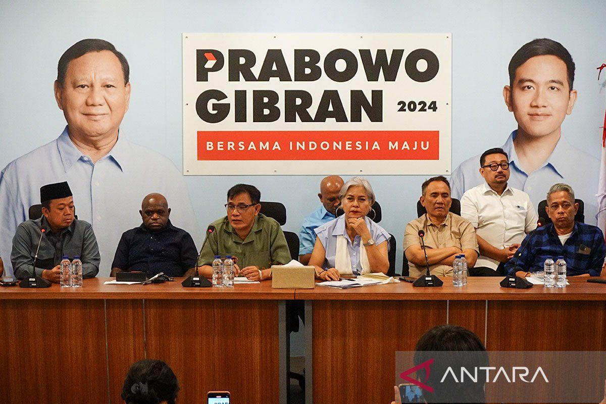 Natalius Pigai sebut Prabowo bersih dari kasus pelanggaran HAM
